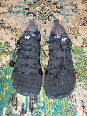 NEW Hike Feature Quick Dry Breathable Water Hiking Shoe, Size EU 35 US Kids 3